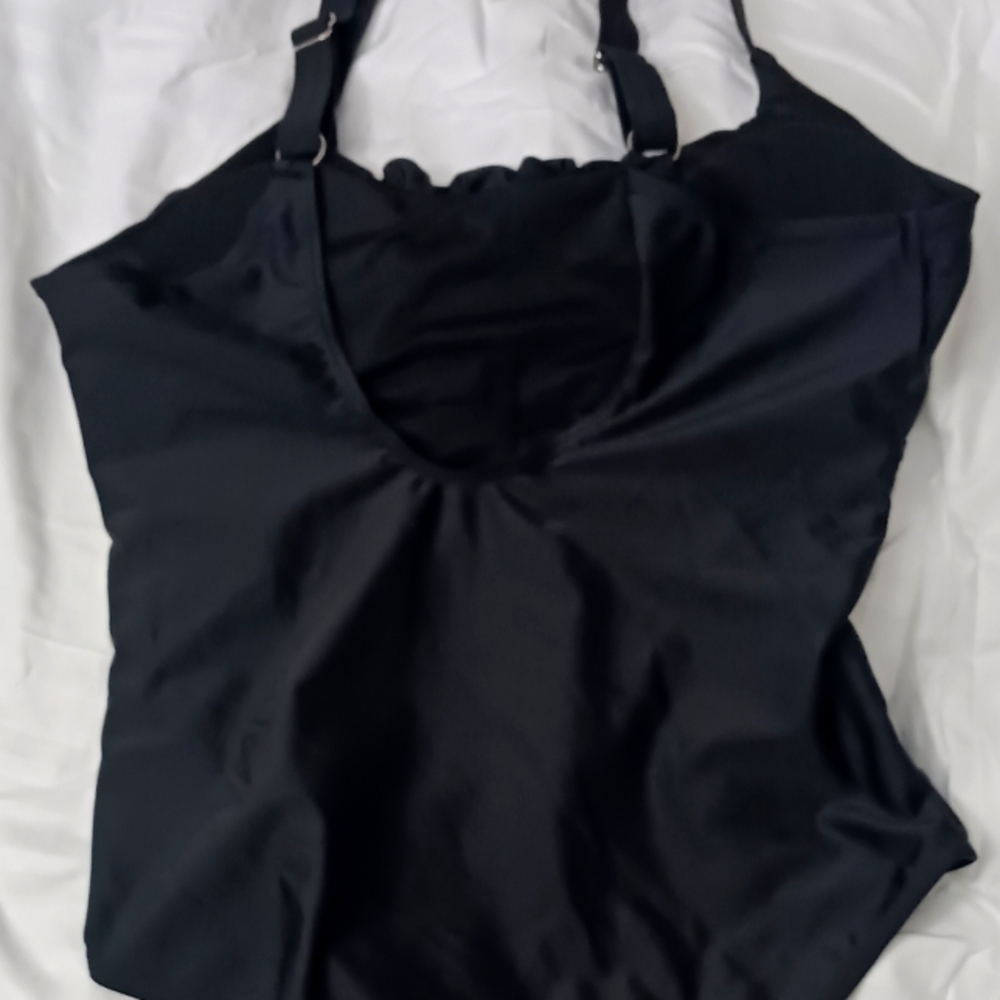 Swim suit0